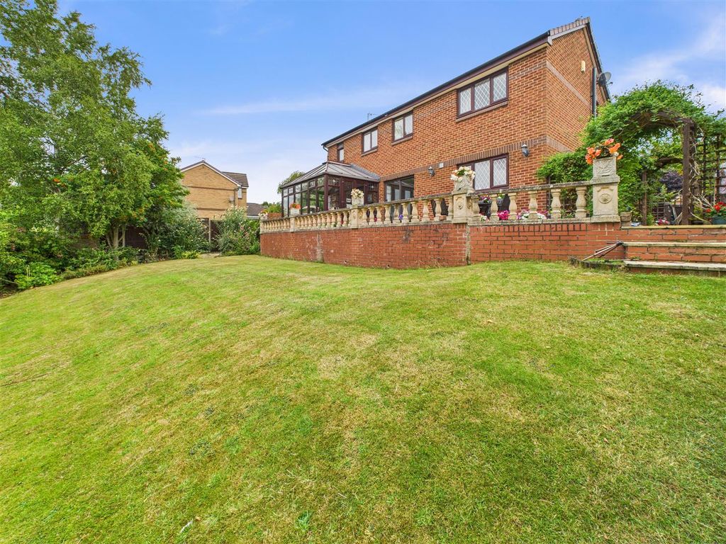 Property photo 1 of 25 Cam03303G0-Pr0169-Still023.Jpg