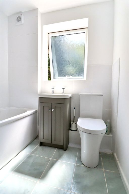 Additional image 8 of 2 bed flat for saleWeston Park Court, Weston Park East, Bath BA1