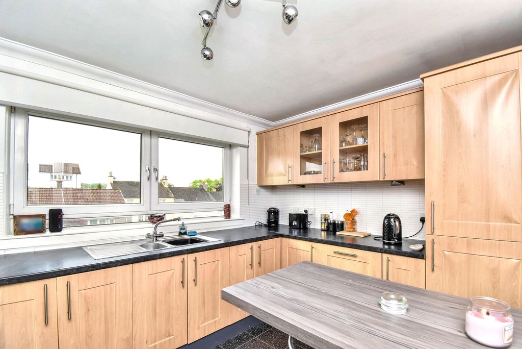 Property photo 3 of 14 Kitchen Angle 1