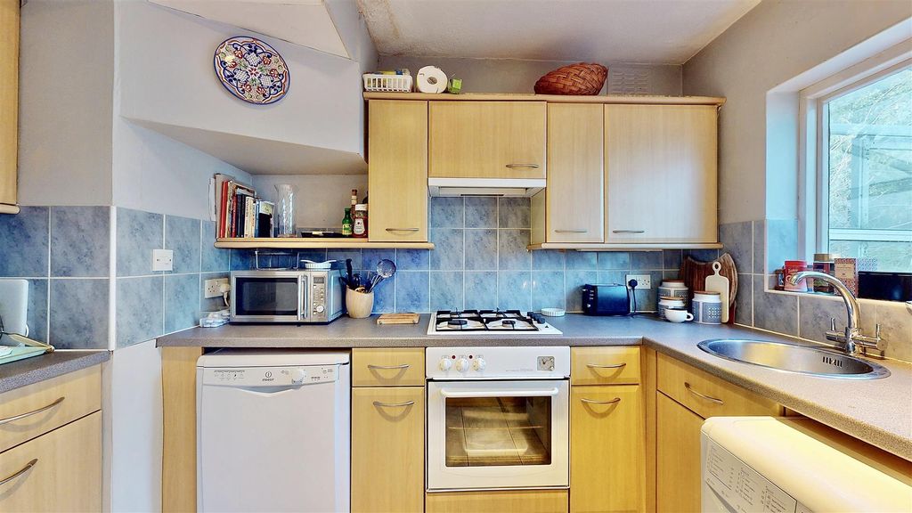 Property photo 3 of 20 P11.Jpg