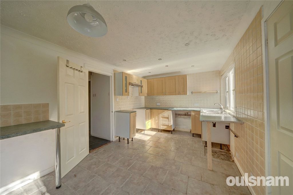 Property photo 3 of 24 Picture No. 30