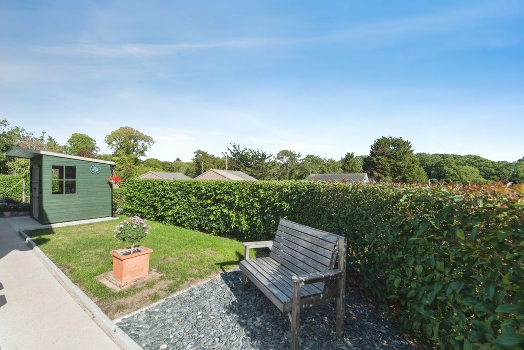 Property photo 3 of 19 Pbox-Img.Jpg