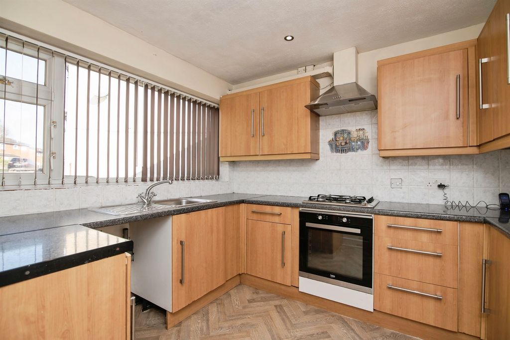 Property photo 2 of 15