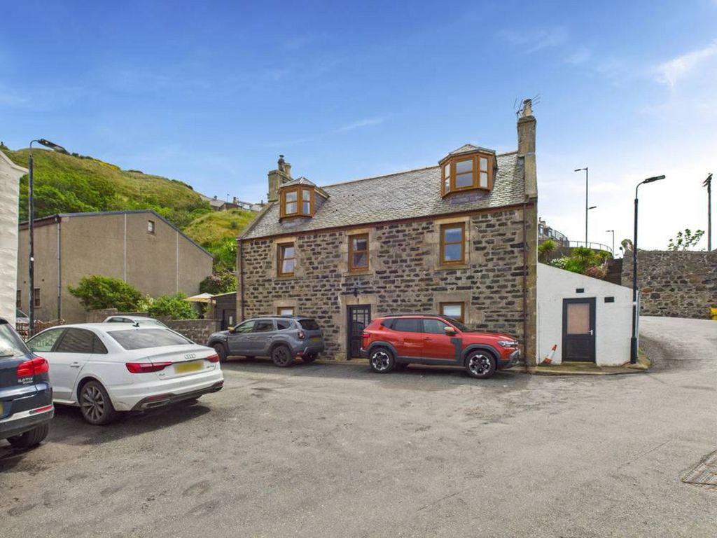 Property photo 1 of 43