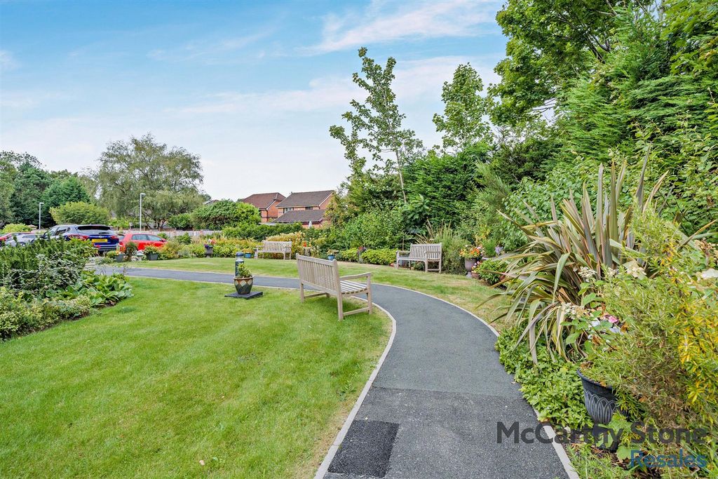 Additional image 29 of 1 bed flat for saleBurlington Gardens, Leyland PR25