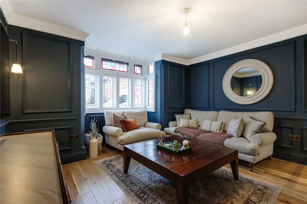 Property photo 3 of 12 Sitting Room