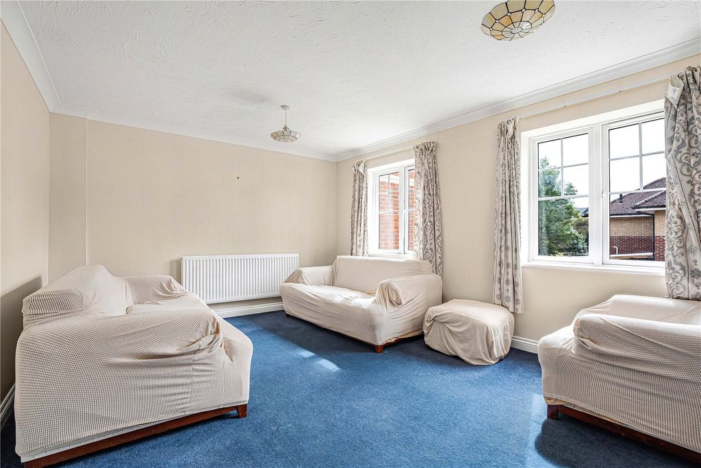 Property photo 2 of 11 Picture No. 08