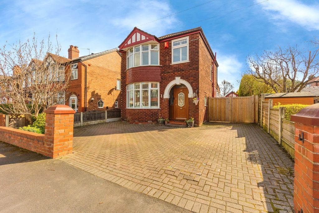 Property photo 1 of 17 Photo