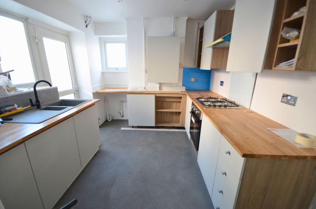 Property photo 3 of 11 Photo 7