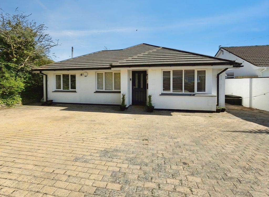 Property photo 3 of 23 4970987