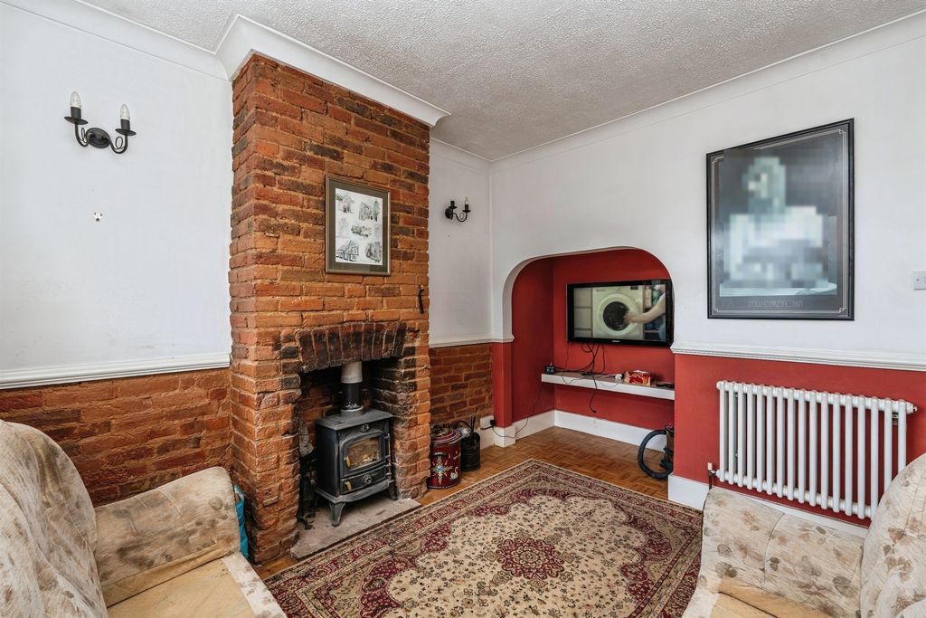 Property photo 3 of 15