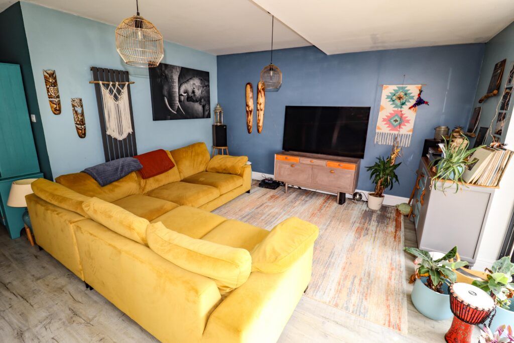 Property photo 2 of 13