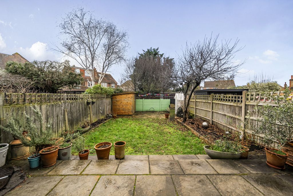 Property photo 3 of 14 Garden