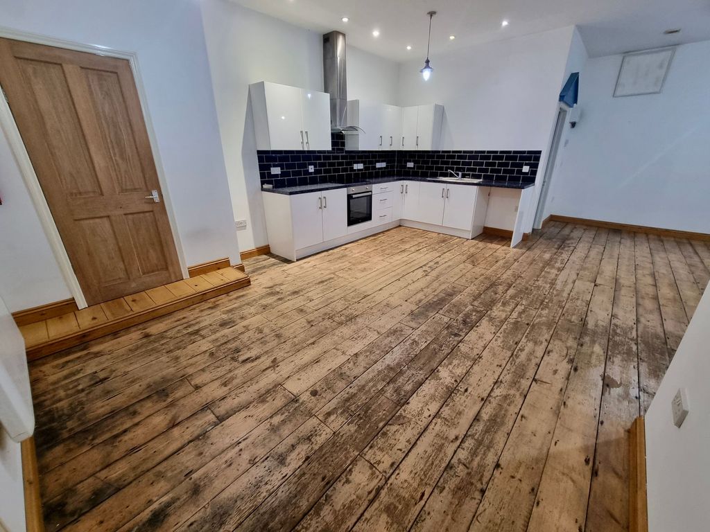 Property photo 2 of 17 Lounge/Kitchen/Diner