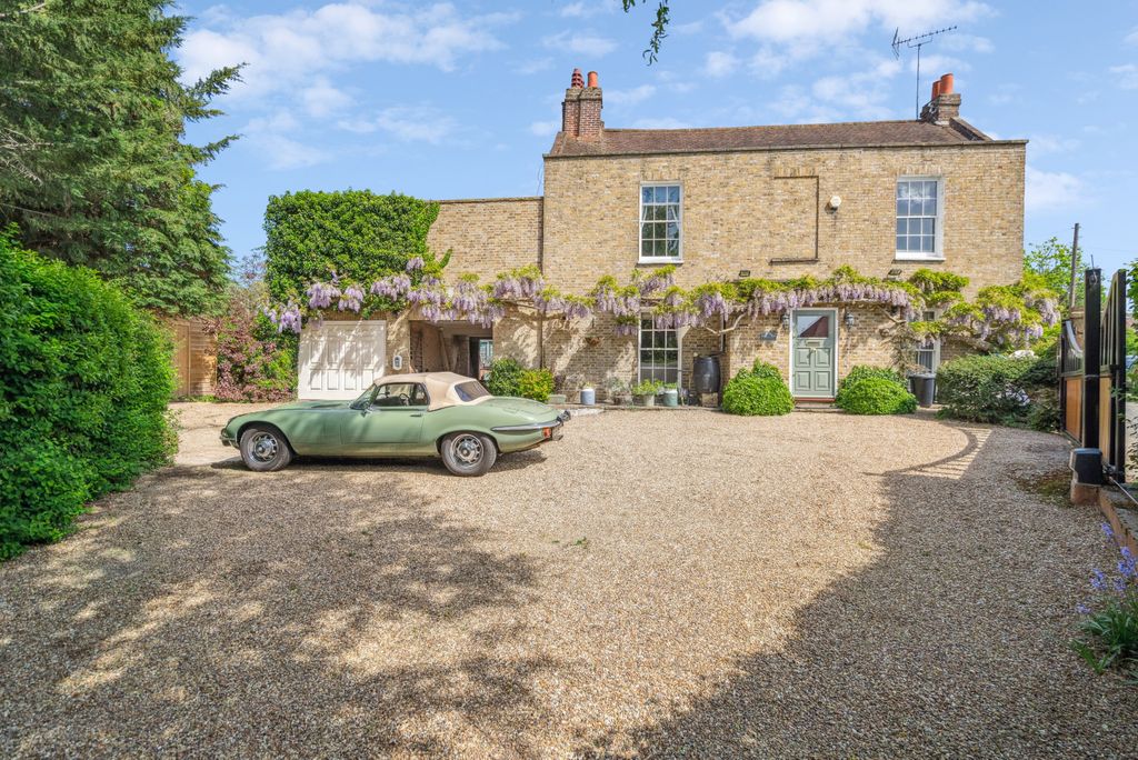 Property photo 1 of 13