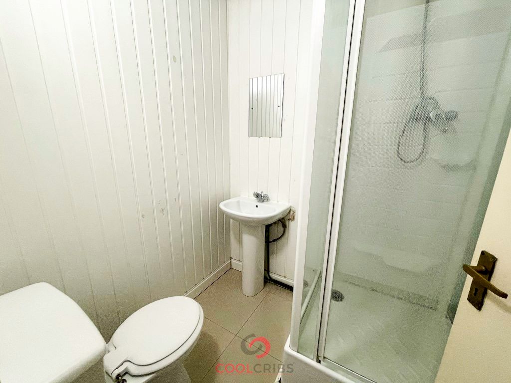 Property photo 3 of 3