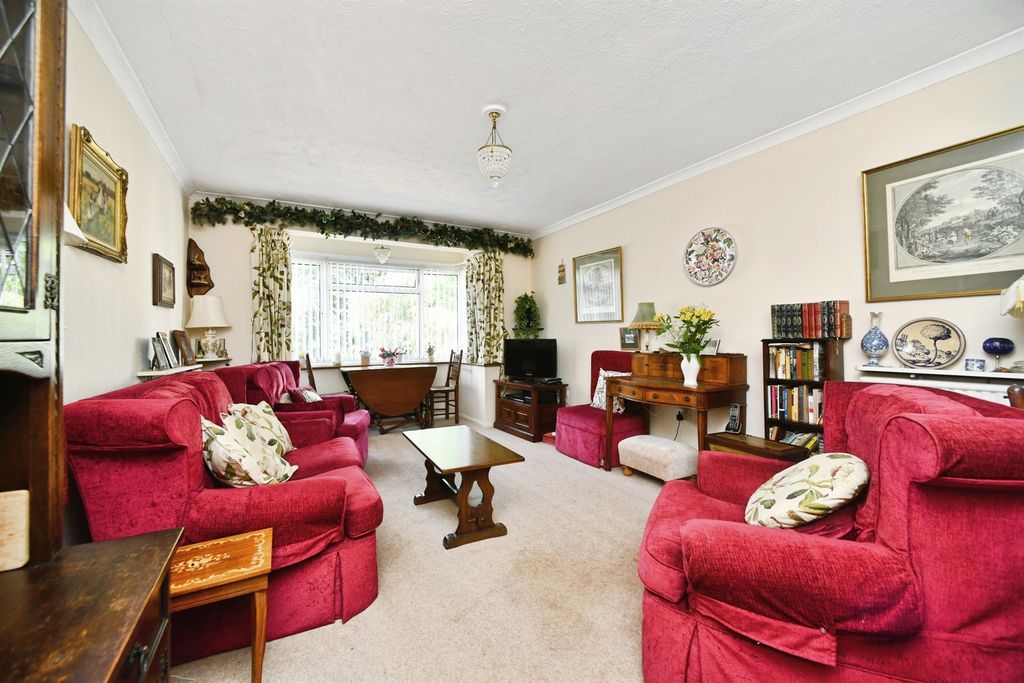 Property photo 1 of 20