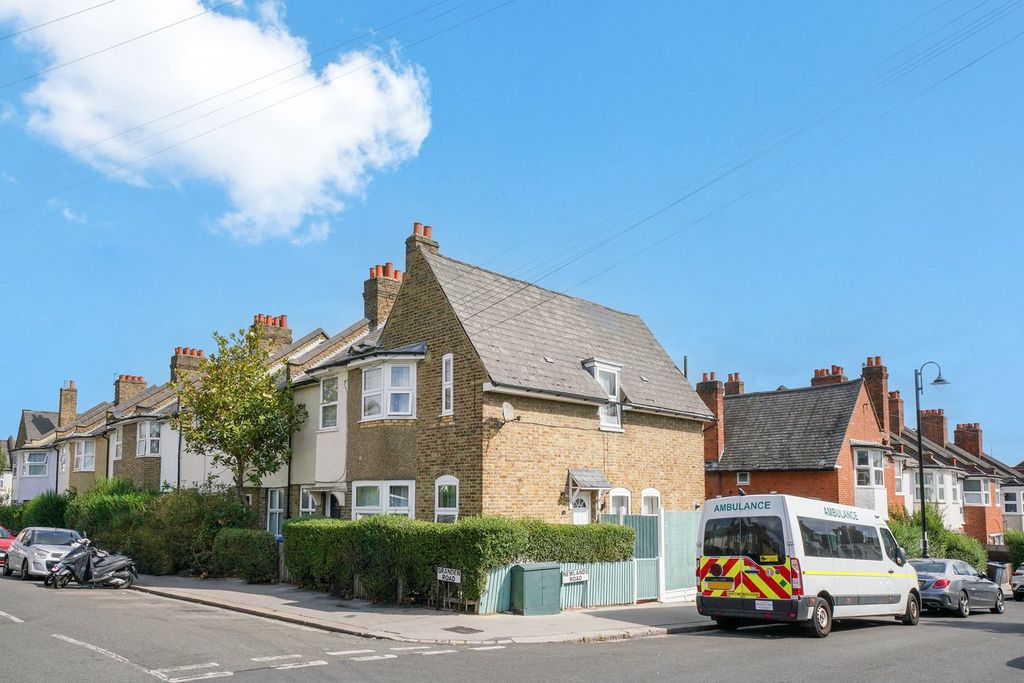 Property photo 1 of 15