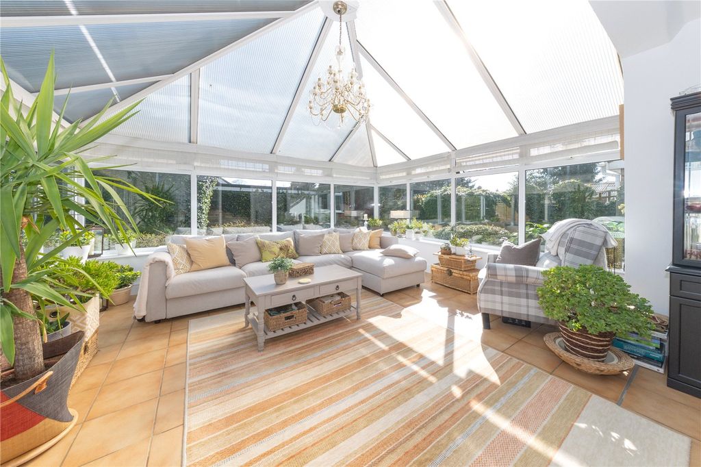 Property photo 1 of 24 Picture No. 81