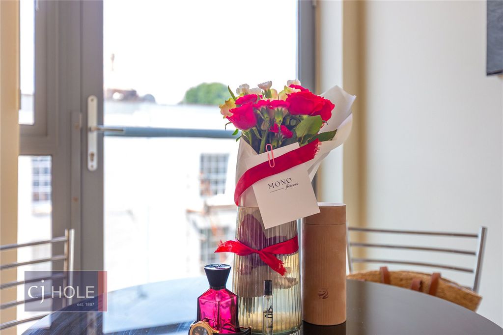 Property photo 3 of 20 Picture No. 49