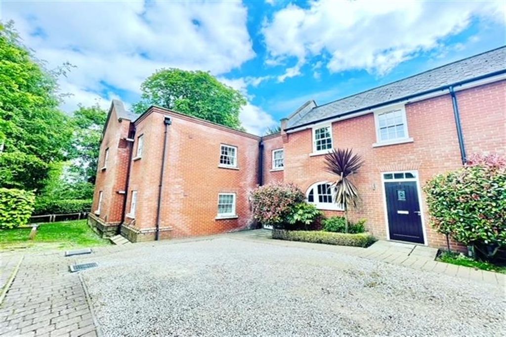 Property photo 1 of 11 (Main)