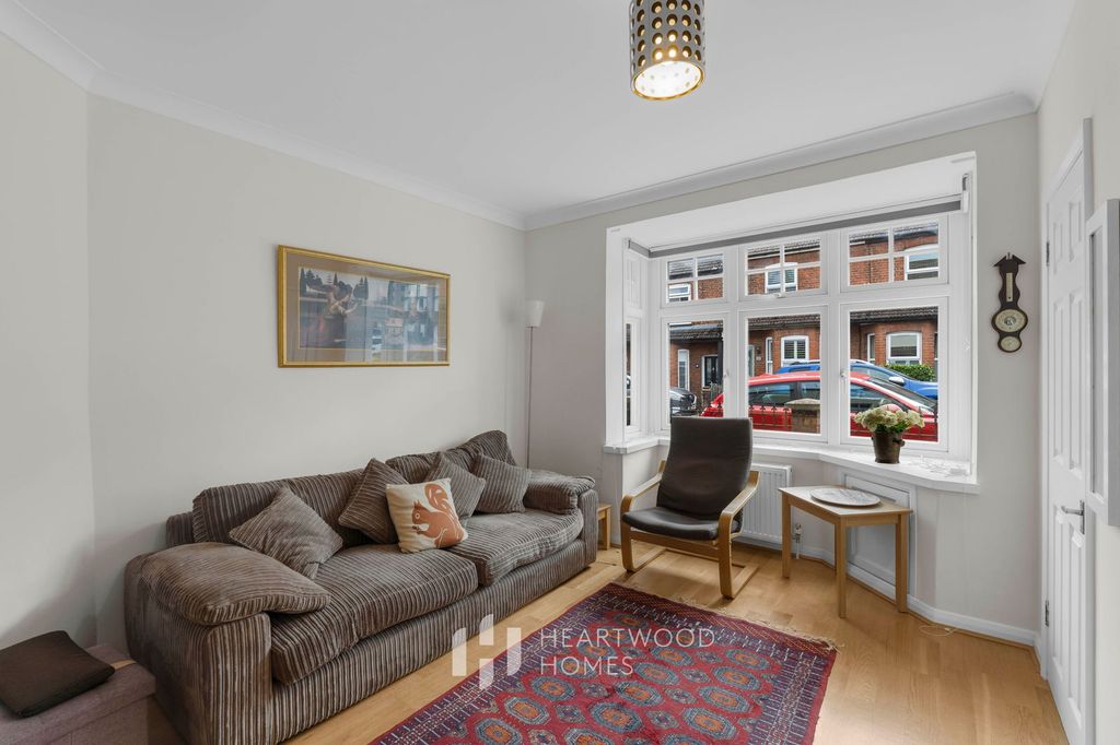 Property photo 3 of 17