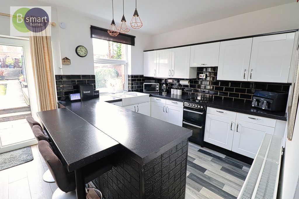 Property photo 2 of 15 Img_0540