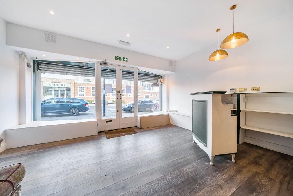 Property photo 2 of 20 1409344-4-6983854B808F0.Jpg