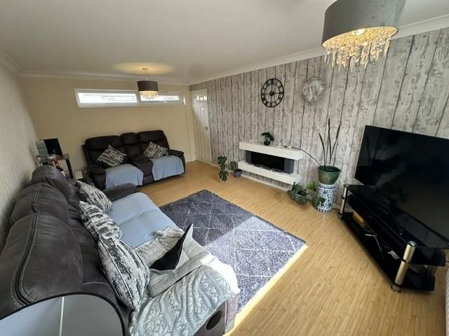 Property photo 3 of 20 24 Lismore 9.Jpg