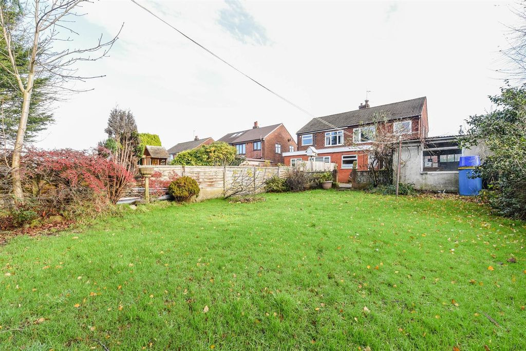 Property photo 2 of 24 Garden