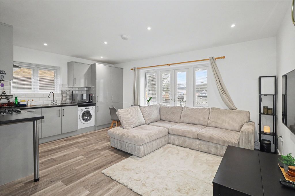 Property photo 1 of 11 Picture No. 13