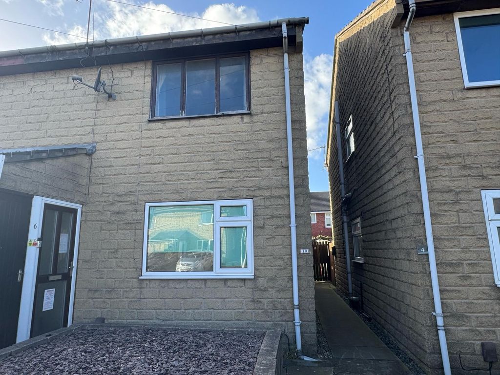 Property photo 1 of 5