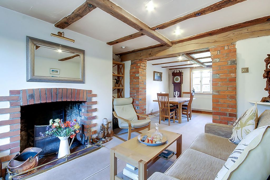 Property photo 2 of 14 Living Room