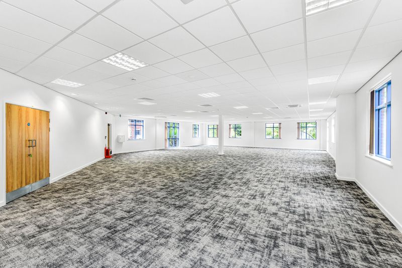 Property photo 3 of 10 Photo 20