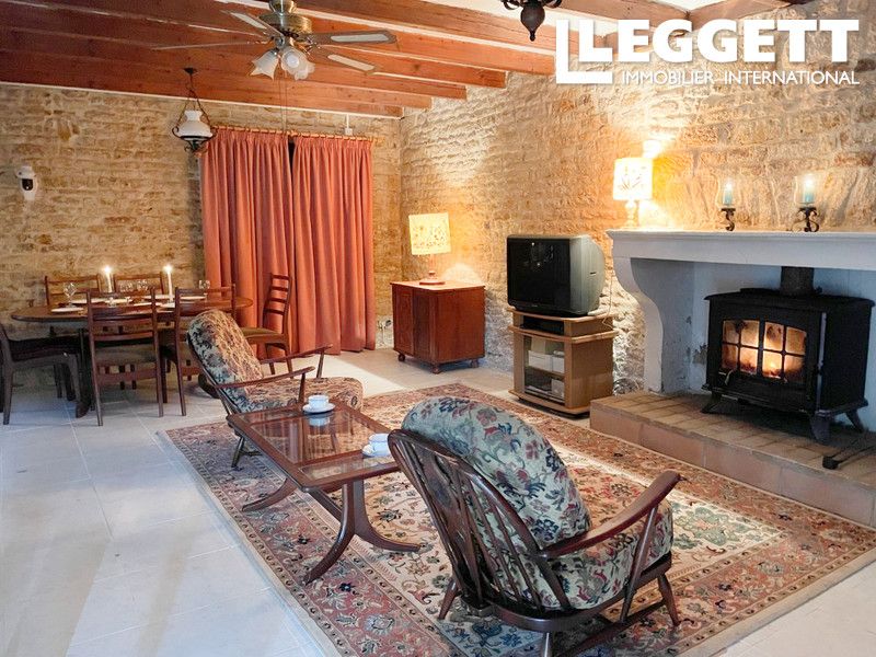 Property photo 2 of 10