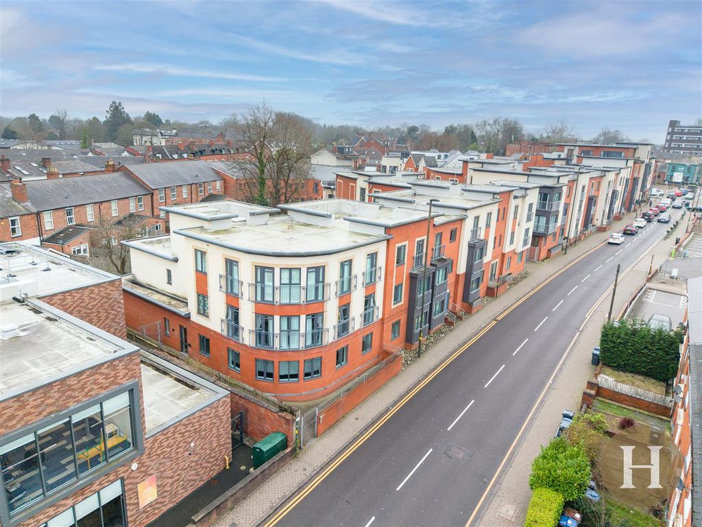 Property photo 3 of 19 Hadleigh Estate Agents-23.Jpg