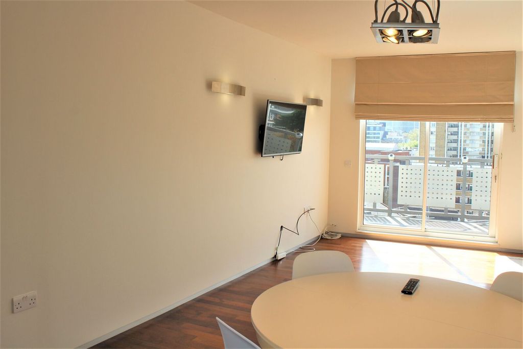 Property photo 1 of 44