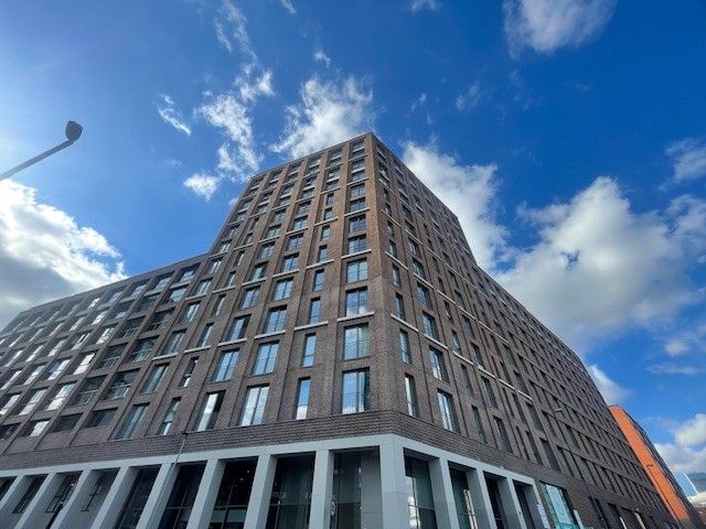 Property photo 1 of 12