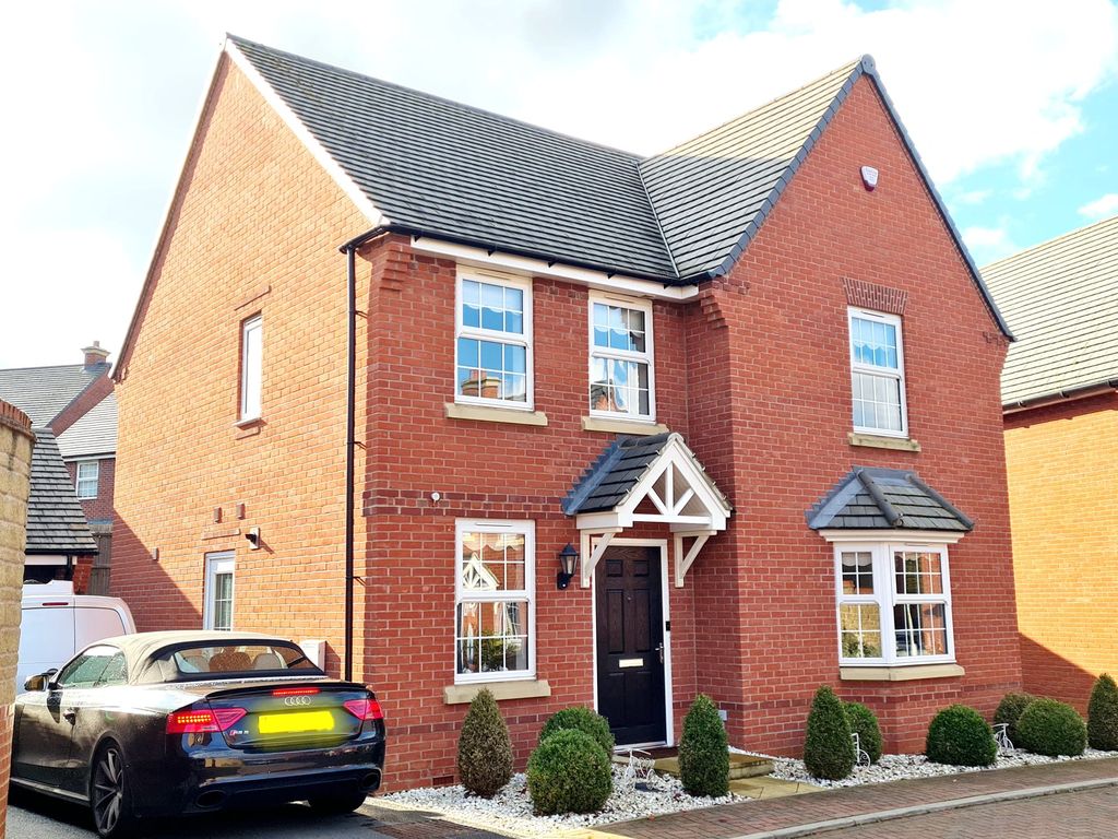 Property photo 2 of 28