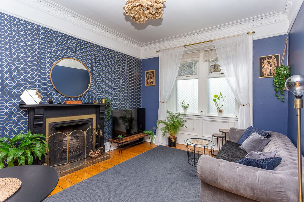 Property photo 3 of 25