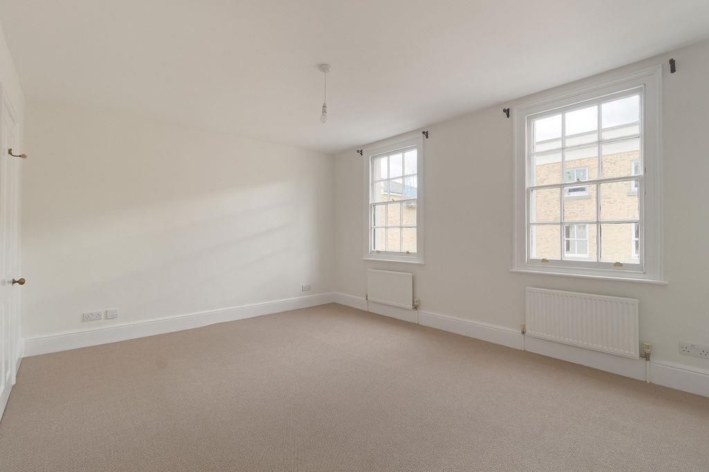 Property photo 3 of 10 Image
