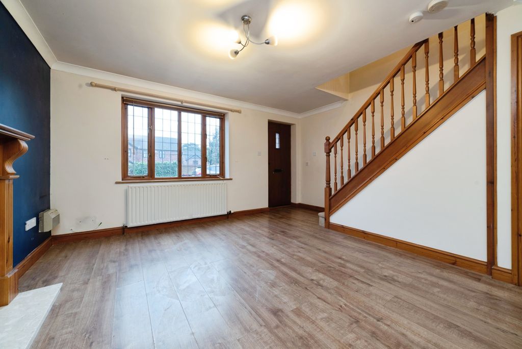 Property photo 2 of 15