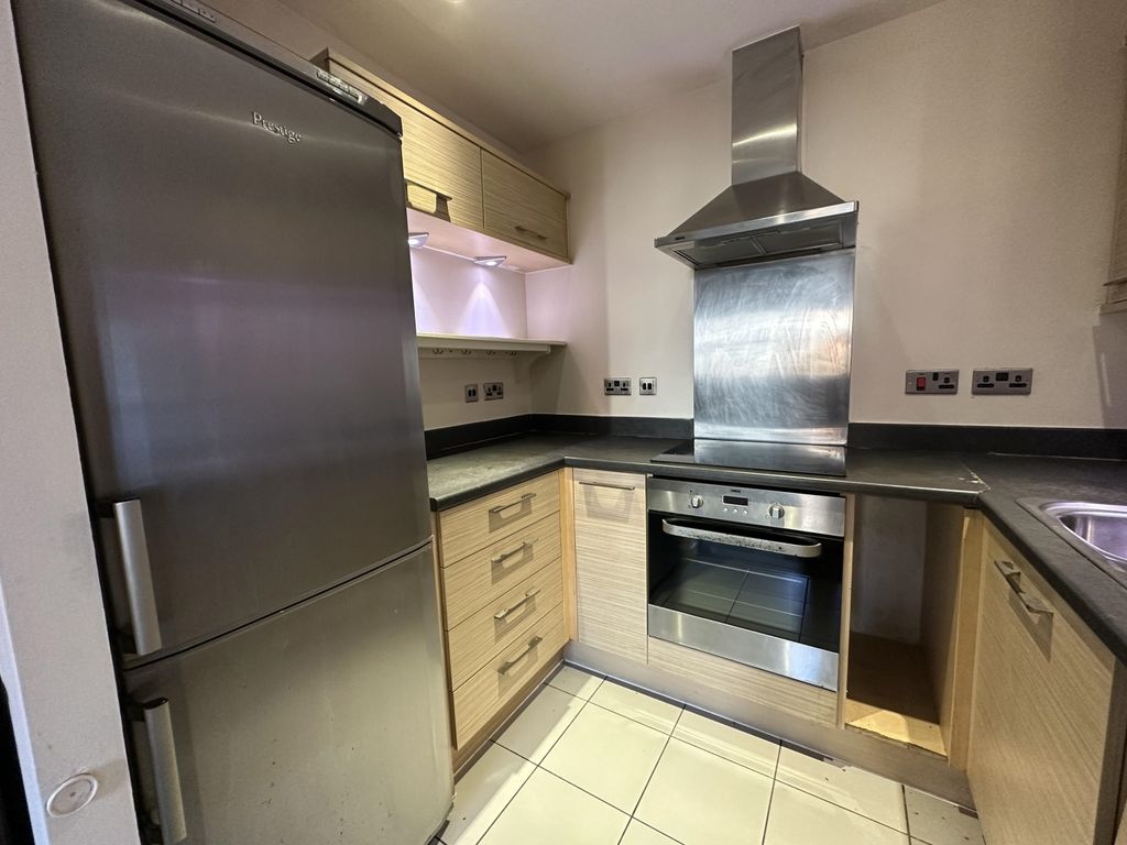 Property photo 2 of 10 93 Marsden Kitchen
