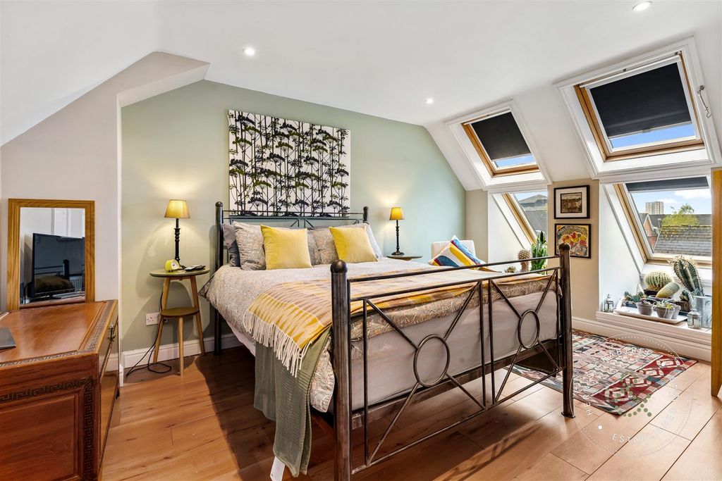 Additional image 49 of 5 bed town house for saleBarquentine Place, Cardiff Bay CF10