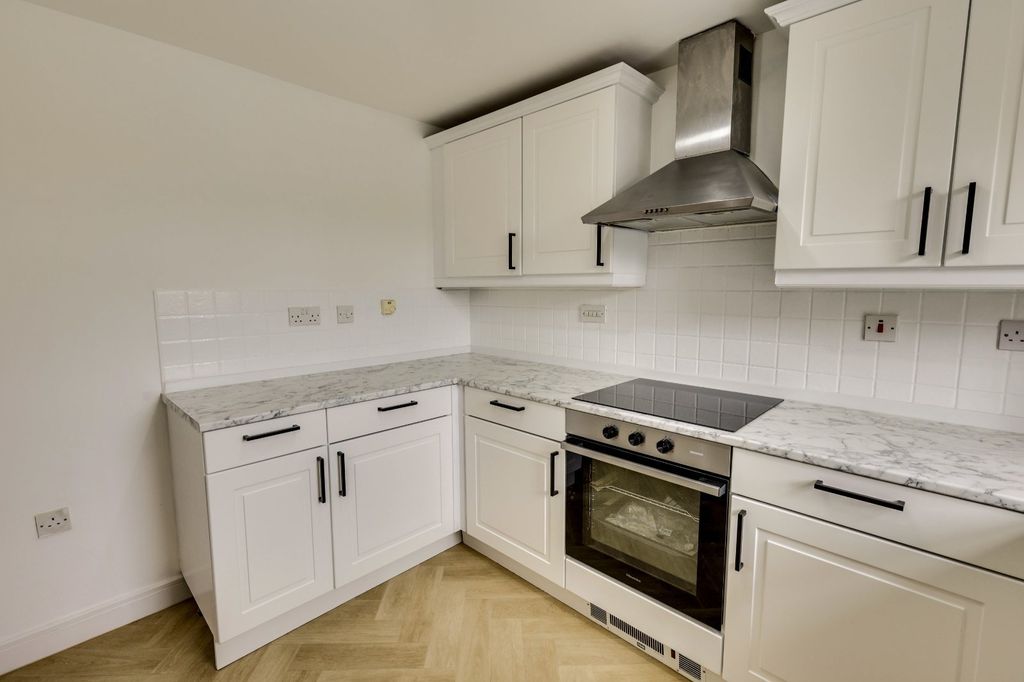 Property photo 3 of 17 Picture No. 20