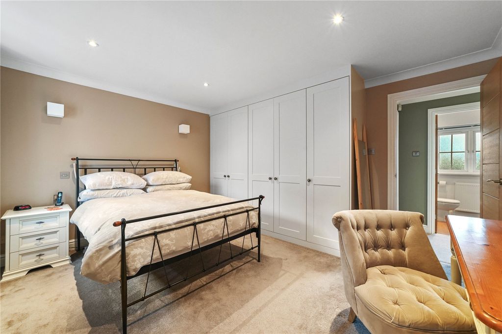 Additional image 15 of 4 bed detached house for saleMillhurst Mews, Old Harlow, Essex CM17