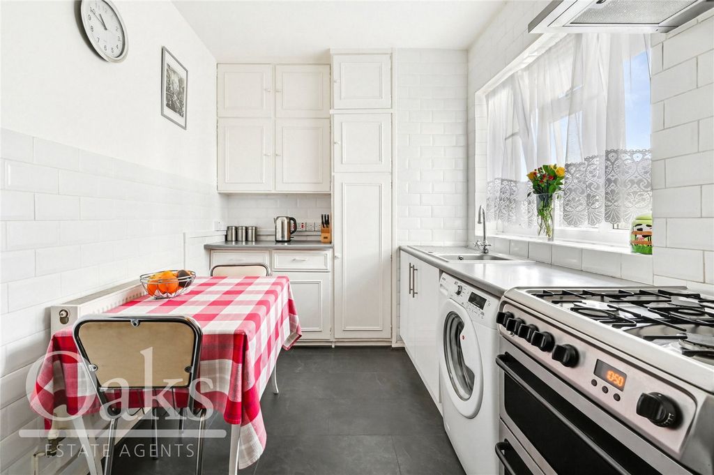 Property photo 3 of 8 Picture No. 04