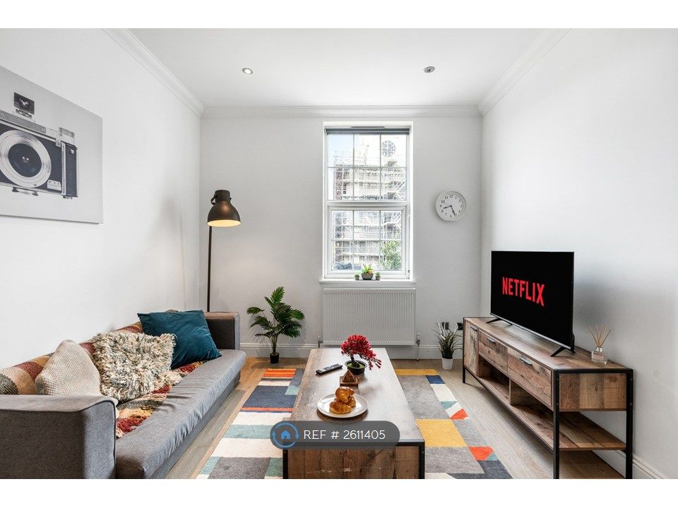 Property photo 1 of 28 Lounge