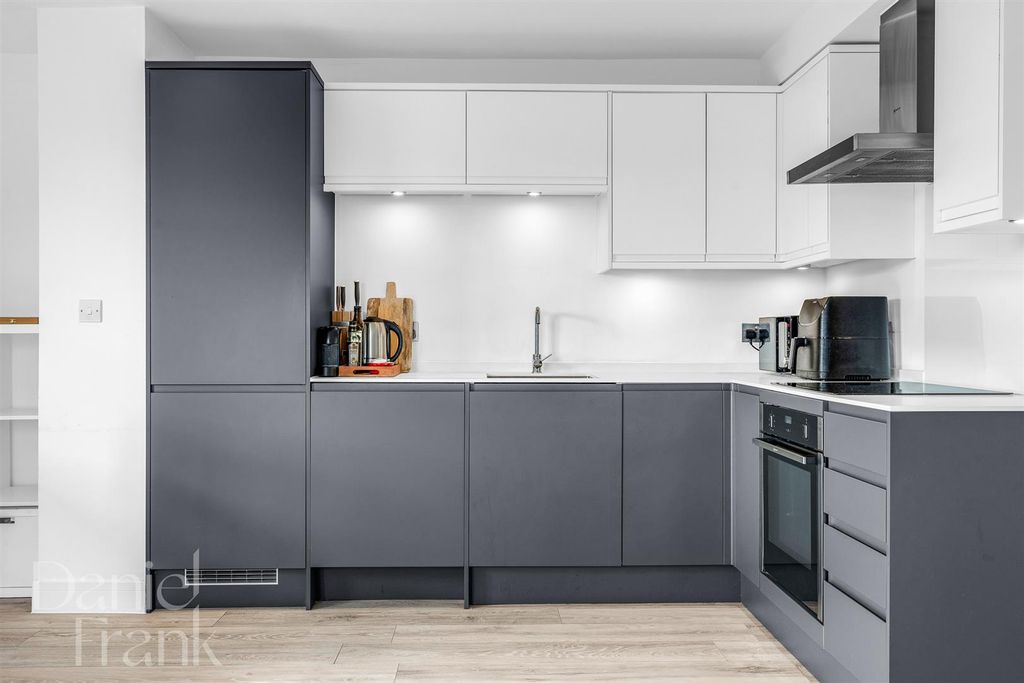 Property photo 2 of 20 Internal-10.Jpg