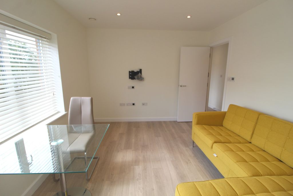 Property photo 2 of 4 1022363